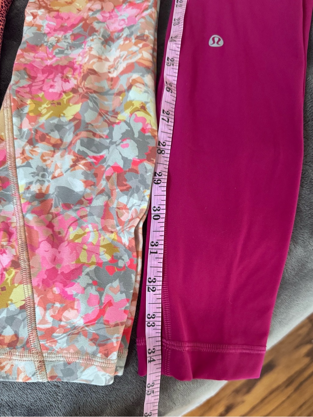 Lululemon legging bundle - 6 pairs. Great condition! - Picture 9 of 16